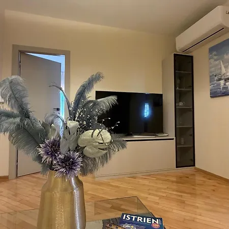 Histria Apartment
